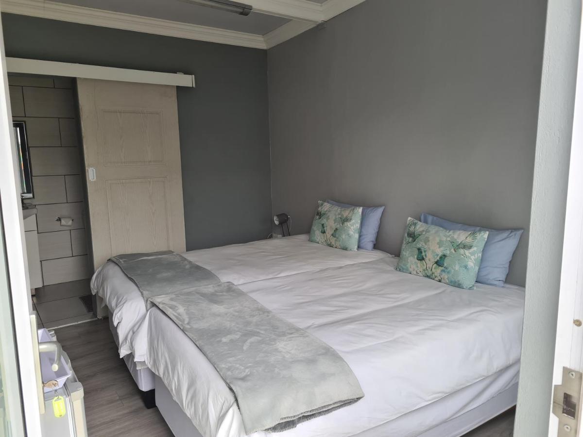 Berry Lane Guesthouse Kroonstad Zewnętrze zdjęcie